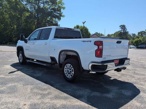 Used 2024 Chevrolet Silverado 2500 LT image 7
