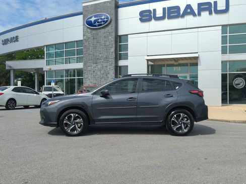Certified 2025 Subaru Crosstrek 2.0i Premium AWD/4WD image 4