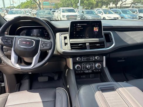 Used 2023 GMC Yukon SLT w/ SLT Premium Package RWD image 19