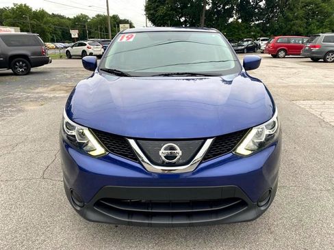 Used 2019 Nissan Rogue Sport S image 6
