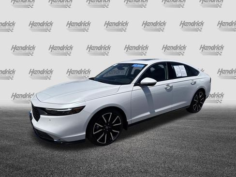 Certified 2025 Honda Accord Touring image 5