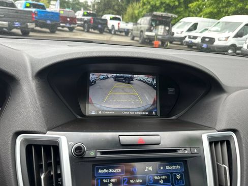 Used 2017 Acura TLX w/ Technology Package FWD image 17