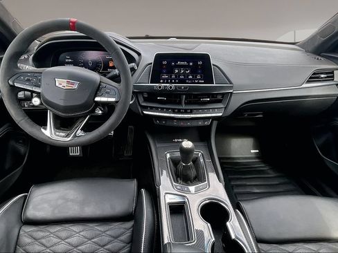 Certified 2023 Cadillac CT4 V Blackwing w/ Technology Package RWD image 15