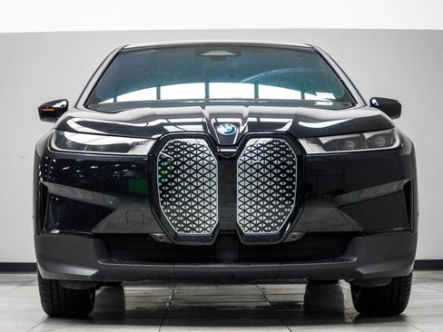 Used 2024 BMW iX xDrive50 AWD/4WD image 8