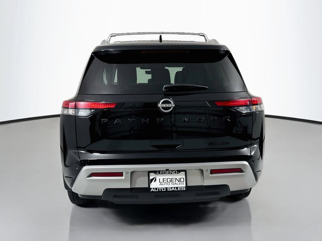 Used 2023 Nissan Pathfinder SL w/ Black Appearance Package AWD/4WD image 6