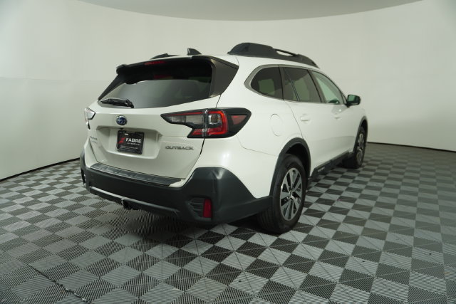 Used 2022 Subaru Outback Premium AWD/4WD image 7