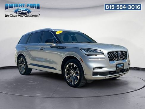 Used 2023 Lincoln Aviator Grand Touring image 7