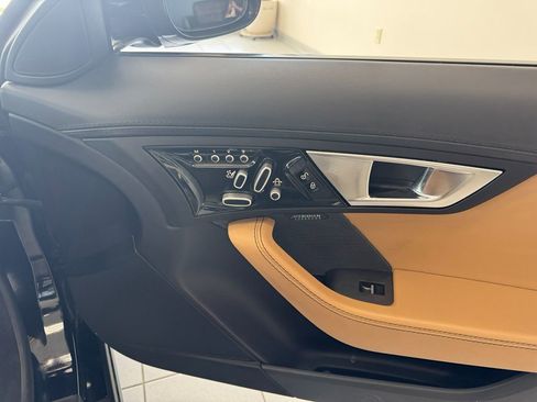 Used 2014 Jaguar F-TYPE S RWD image 19