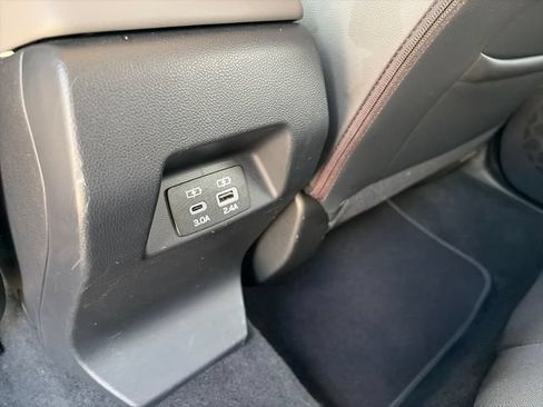Certified 2024 Subaru Crosstrek 2.0i Premium w/ Crosstrek Mirror Package AWD/4WD image 17