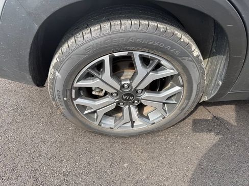Used 2021 Kia Seltos EX AWD/4WD image 18