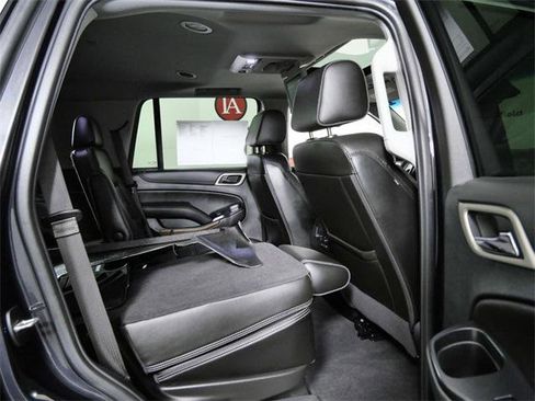 Used 2020 GMC Yukon Denali w/ Denali Ultimate Black Edition image 13