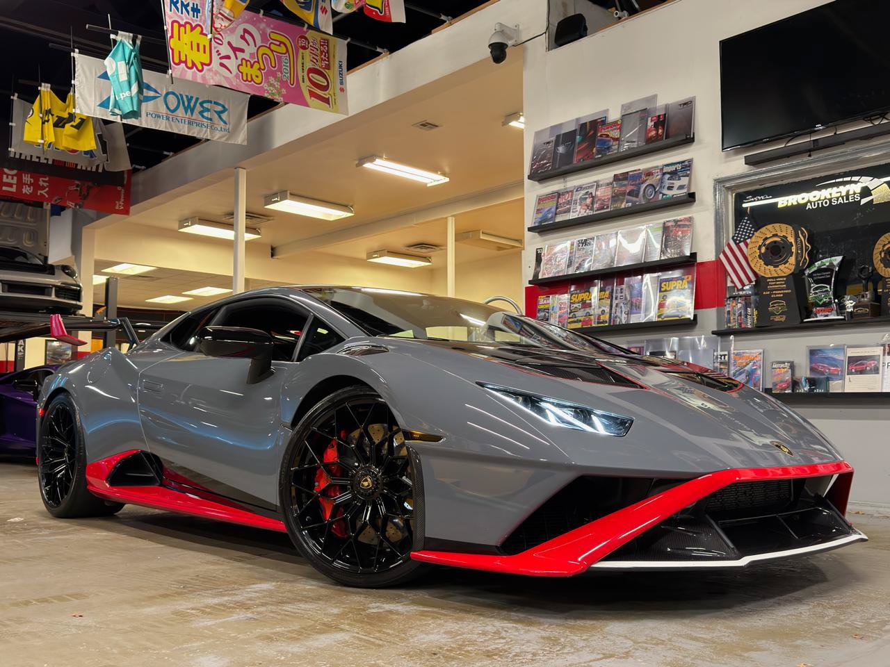 Used 2022 Lamborghini Huracan STO RWD image 1