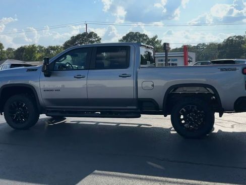 Used 2025 Chevrolet Silverado 2500 LT w/ Trail Boss Package AWD/4WD image 6