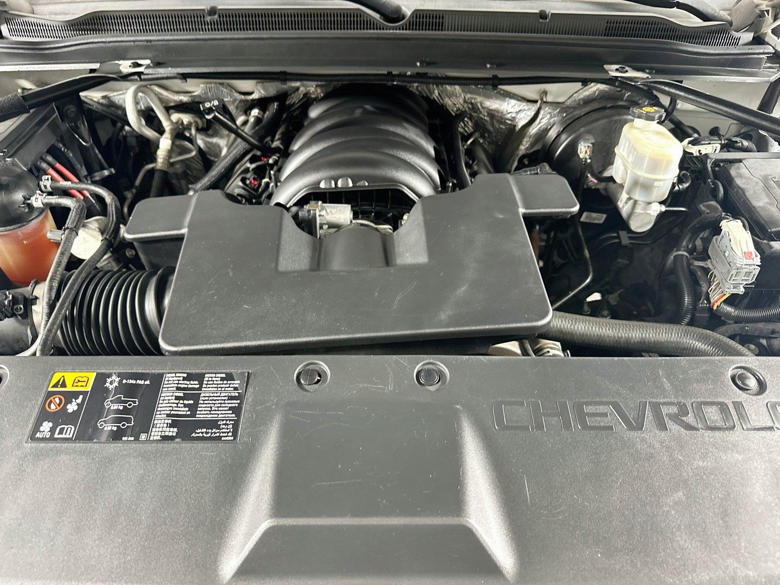 Used 2015 Chevrolet Suburban LTZ w/ Texas Edition RWD image 32