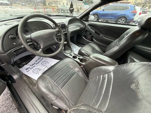 Used 2001 Ford Mustang GT Premium RWD image 10