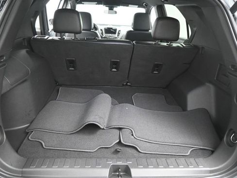 Used 2024 Chevrolet Equinox RS image 25