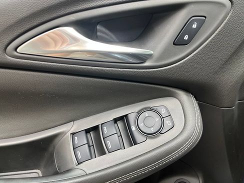 Used 2024 Buick Encore GX Sport Touring w/ Experience Buick Package FWD image 9