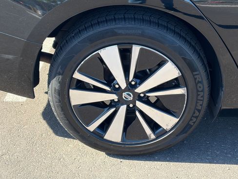 Used 2021 Nissan Altima 2.5 SV FWD image 10