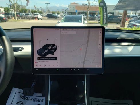 Used 2020 Tesla Model Y Long Range image 23