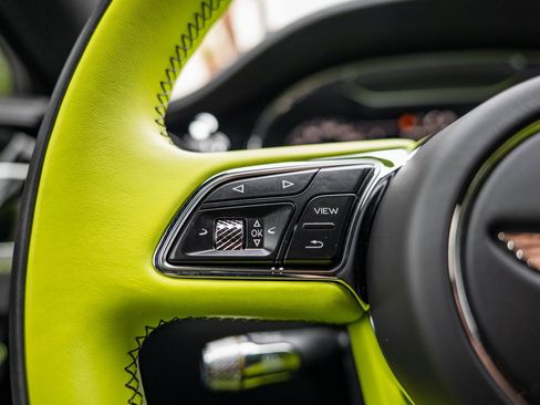 Used 2024 Bentley Flying Spur S V8 image 8