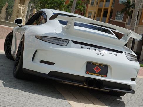 Used 2015 Porsche 911 GT3 RWD image 65