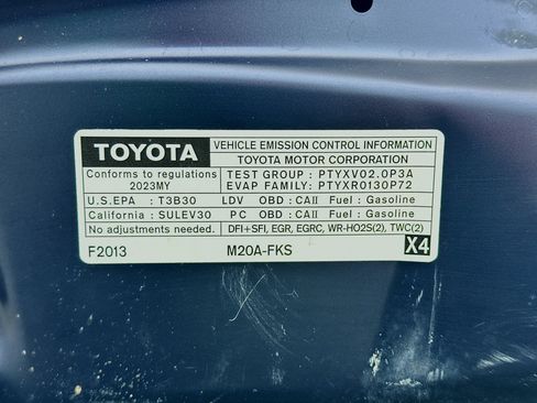 Used 2023 Toyota Corolla LE FWD image 20