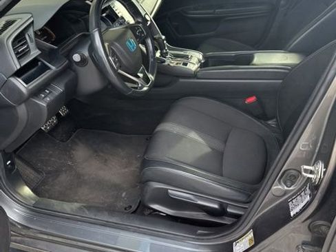 Used 2020 Honda Civic Sport image 3