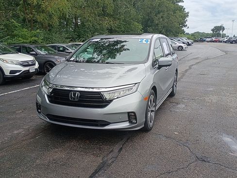 Used 2024 Honda Odyssey Touring image 7