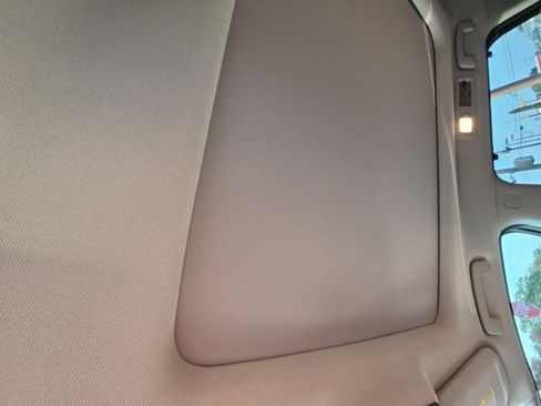 Used 2023 Nissan Pathfinder Platinum AWD/4WD image 16