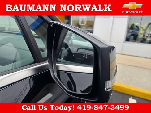 Used 2025 Kia Sportage EX FWD image 12