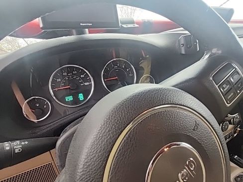 Used 2014 Jeep Wrangler Unlimited Sahara w/ Connectivity Group image 8