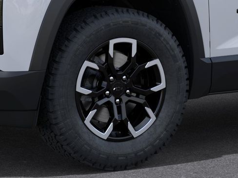 New 2027 Chevrolet Equinox ACTIV w/ Safety and Technology Package FWD image 33