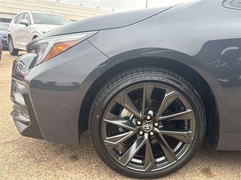 Used 2025 Toyota Corolla SE image 5