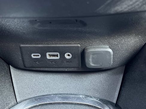 Used 2019 Chevrolet Malibu LT w/ Leather Package FWD image 25