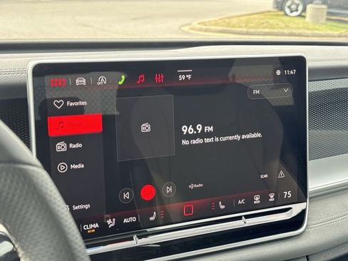 New 2026 Volkswagen Tiguan SE R-Line FWD image 18