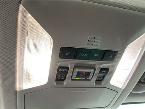 Used 2023 Toyota RAV4 XLE image 18