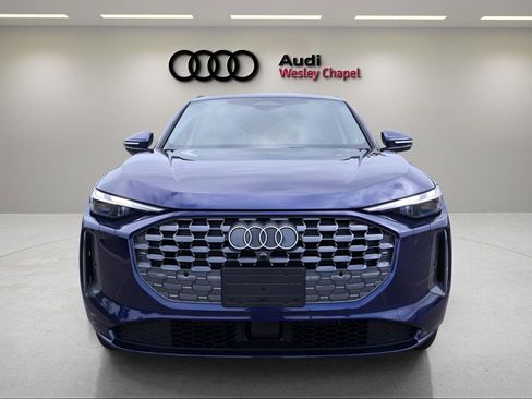 New 2025 Audi Q5 Premium image 8