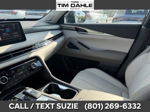 Certified 2026 INFINITI QX60 Luxe w/ Family Package AWD/4WD image 24