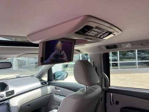 Used 2015 Honda Odyssey Touring image 17