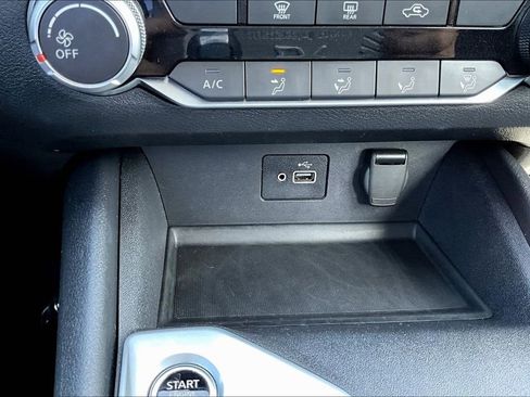 Used 2022 Nissan Altima 2.5 S FWD image 18