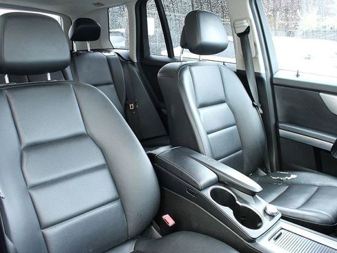 Used 2014 Mercedes-Benz GLK 350 2WD image 25