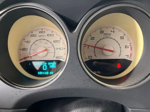 Used 2014 Dodge Challenger R/T RWD image 28