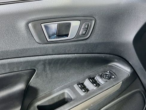 Used 2020 Ford EcoSport Titanium image 18