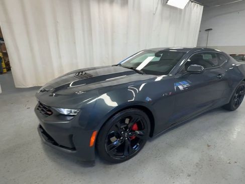 Used 2021 Chevrolet Camaro LT w/ RS Package RWD image 6