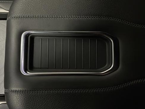 Used 2024 GMC Yukon XL Denali w/ Denali Reserve Package image 20