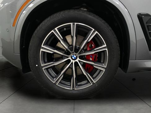 New 2026 BMW X5 xDrive40i w/ M Sport Package AWD/4WD image 14