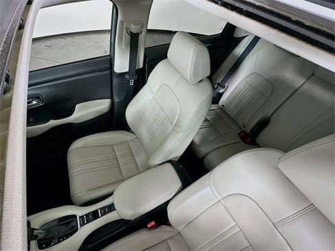 Certified 2024 Honda HR-V EX-L image 7