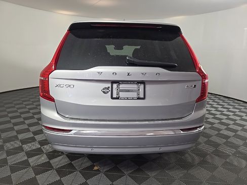 Certified 2024 Volvo XC90 B6 Plus w/ Protection Package Premier image 9