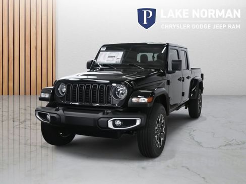 New 2025 Jeep Gladiator Sport w/ Premium Package image 4