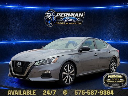 Used 2021 Nissan Altima 2.5 SR FWD image 1